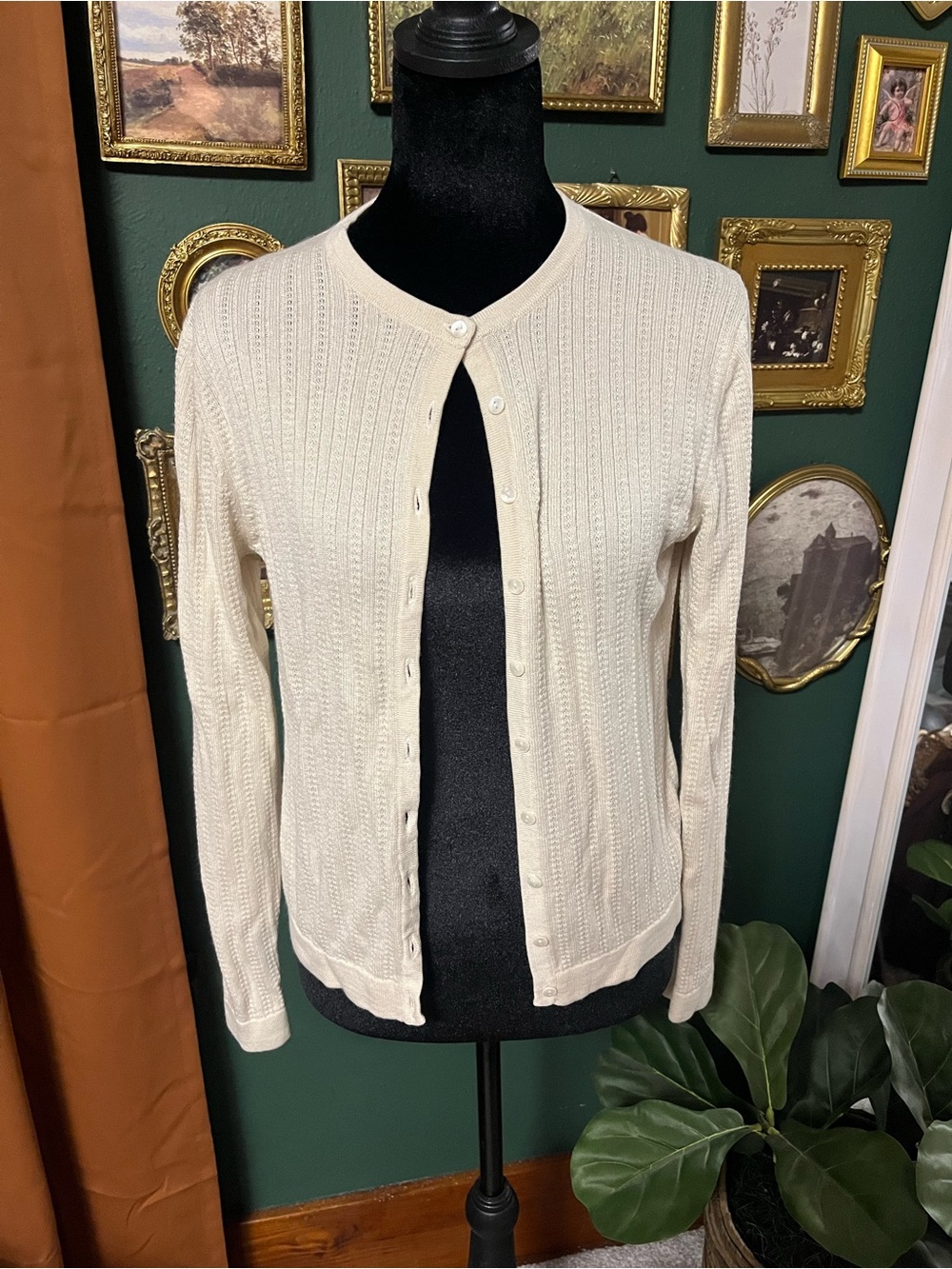 Brooks Brothers Cream Silk and Cashmere Cable Knit Button-Front Cardigan